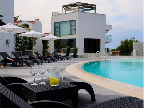   - ,  Ostria Sea Side Hotel -     ,     ,      , ,   .   -.    ,     .