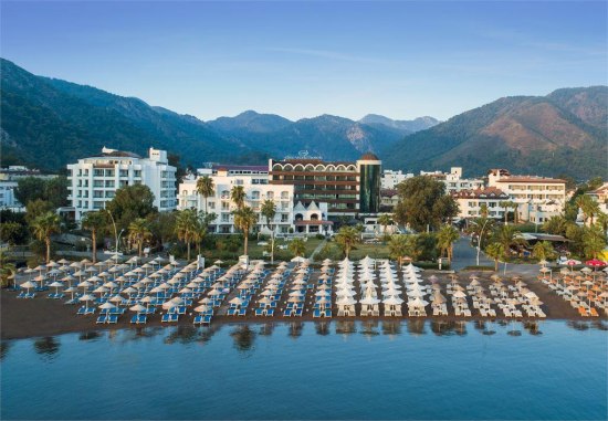 ������� ������ - ��������, ����� Elite World Marmaris Hotel - ��� ���� ����� �� ���������� ���� �� ���������. ����, ����������� � ��������� ����������, �� ����� �� ������ � ���-�������� ��� �� ������, ���������� ����� �������.