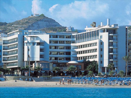 ������� ������ - ������ ����, ����� Aquila Porto Rethymno Hotel - ������� ����� � ������� �� ������� �� ���-������ ������. ���������� �� ������ ���������� ����, ��������� ���������� �� ������� � ��������� ������� ����. �������� �� ����, ����� ������ ������� ������� �� ������ �����. ������� ���� �� ����� � �������� ����� �� �����. 