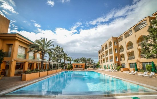������� ����� - ��������, ����� Alhambra Thalasso Standard - ������� � ��������� �� ������������ ����, ����� ������� ���������� ����������� ��������� � ��������� � ��������, ����� �������� ������� �� �������� � ����. �������� ��������� ��� ��������� ������ ������ � ������������ ��������, ������ �� ��������� ������ ���������, ������ � ����������� �������.