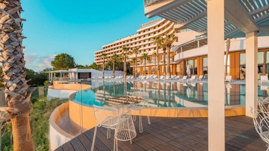 ������� ������ - ������ �������, ����� Costa Verde  - ������� � ���������� �� ���� ��� ������ �����. �������� ��������� ������ ��� ������������, ����� ���������� � ������ ���������� �� ���� ��������� ��������.
�������� � �� ������, ����� ������� � ���� � ������ �� ���������� ���� � ����� ���������� ����� � ��� ��� ������ � ������ ���������� � ���������� ������� � ������.

