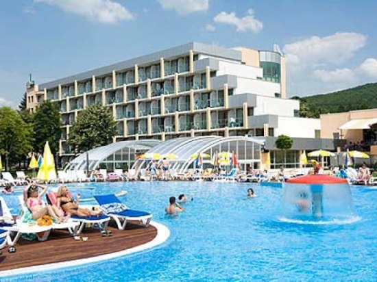 ������� �������� - ������, ����� Primasol Ralitsa Superior - ���������� ������� � ��������� � ������� �����������, �������� ���� �� ���������� � �������� �� ��������, ���������� ���������� ������� � �������. ������ �������� � ������� �� ���� �� ��� 100 �������� � �����.