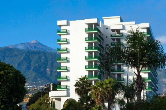 ������� ������� - ������ ��������, ����� Sol Puerto De La Cruz - ����� Sol Puerto de la Cruz � ���������� � ������� �� ������� ������ �� �� ����, ���� �� ������� ������ �� ������� ���� Playa Jardín � � ������� �� �������� ������. ��������� ����� �� ������ �������� ������� ���� ������!